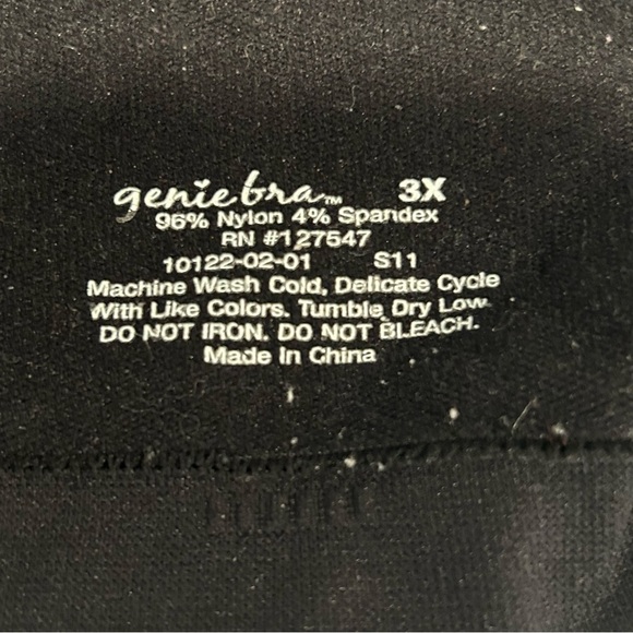 Genie Bra Size 3XL Black Nylon Spandex Removable Pad Shape wear Seamless - Picture 3 of 3